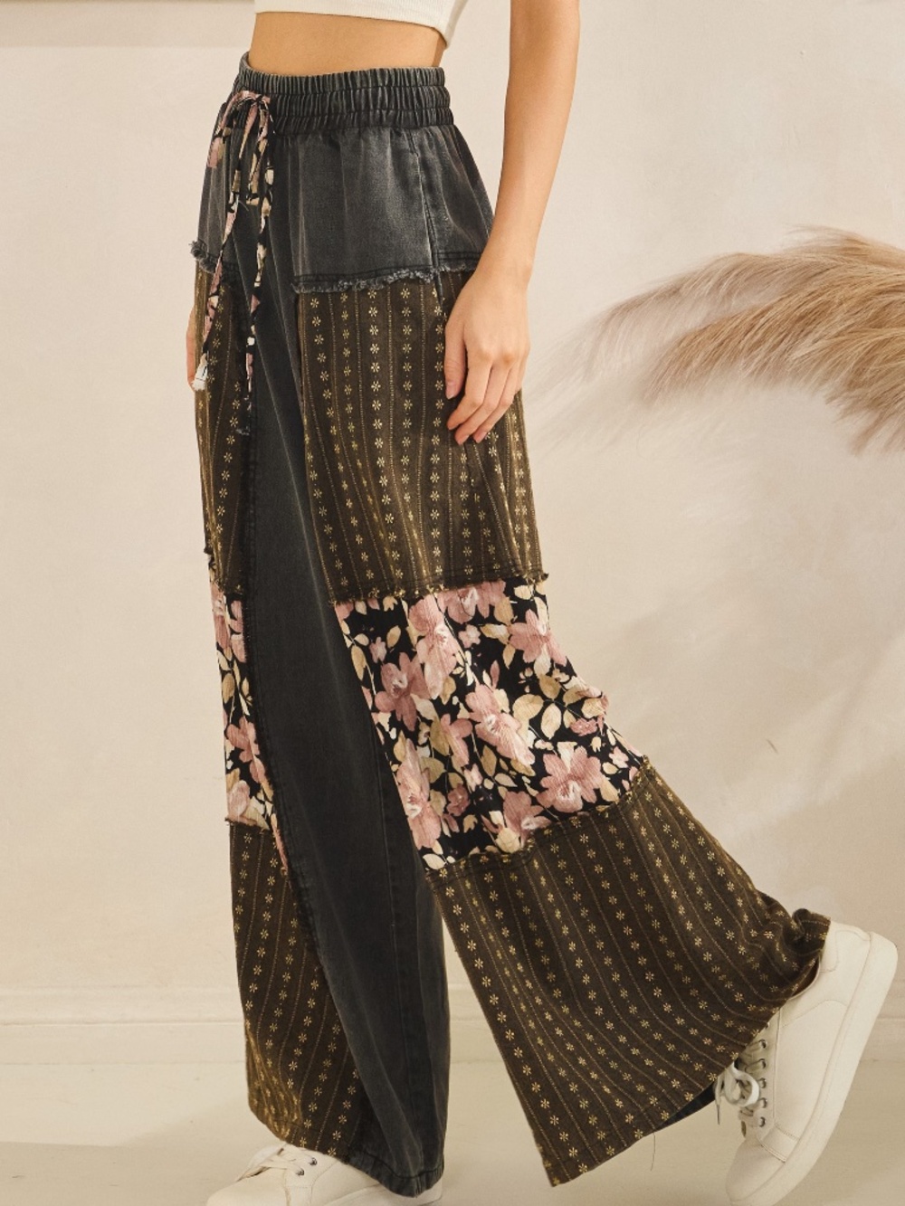 Sage + Fig Mineral Wash Floral Print Wide leg Pants - Picture 7 of 10